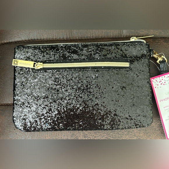 Liz Claiborne phone charging wallet - Picture 2 of 5